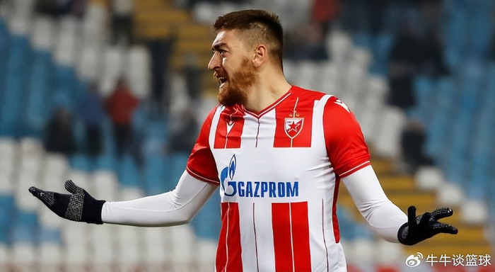 德尔加多未被征召引争议 国足归化球员引热议