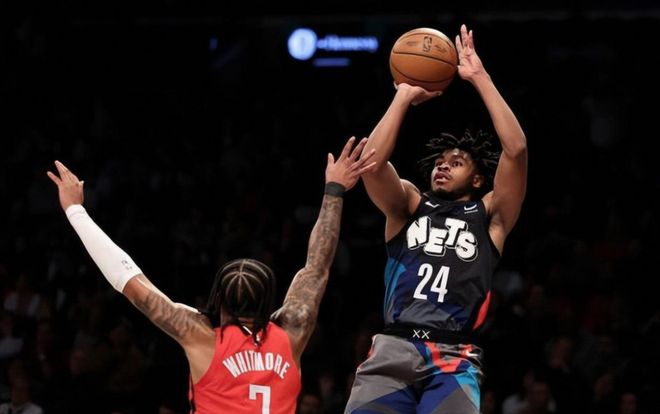 卡姆-托马斯被雄鹿裁掉 从争冠关键到替补边缘仅