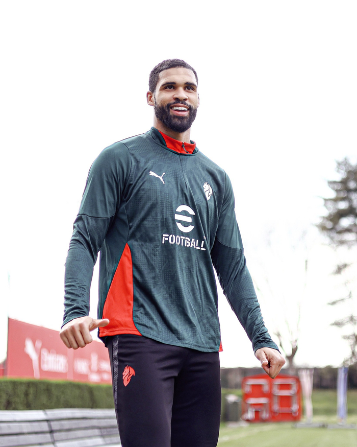 奇克伤愈回归训练引关注 球队备战关键战役迎关