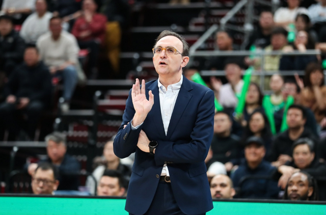 辽宁男篮引援大外援杰登勒迪 解决内线用人荒