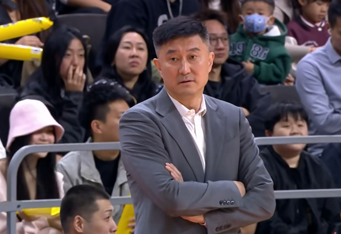 广东队领先19分遭福建逆转 杜锋三大战术失误成