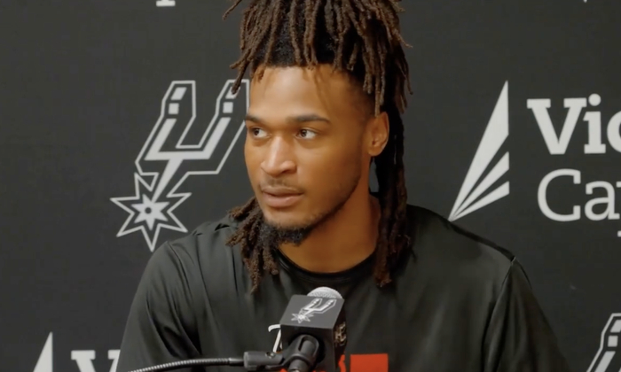 马刺主帅波波维奇季后赛哲学：坚持自我助力球